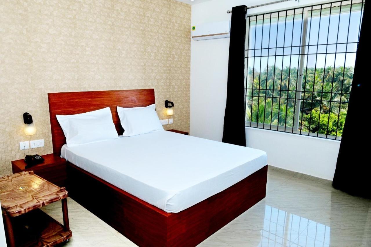 Dwarka Lodging & Boarding Mulki المظهر الخارجي الصورة